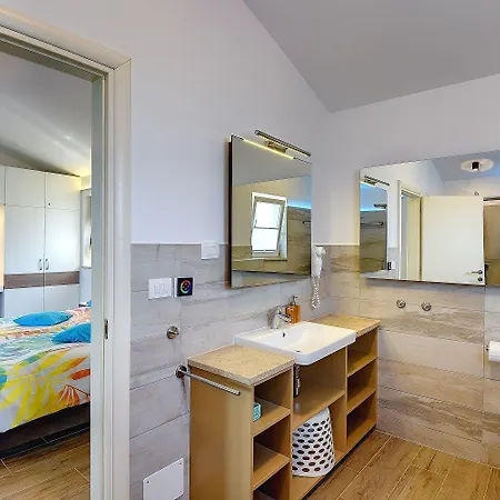 Sunset Vakantiehuis Bužinija